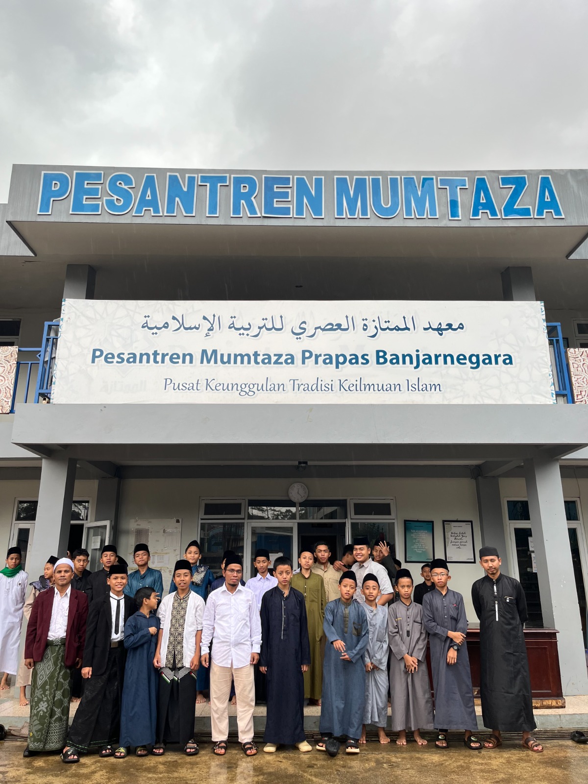 Dokumentasi kegiatan sosialisasi Program Studi Universitas Al-Azhar Mesir yang diselenggarakan oleh Global Azhari Indonesia di Pesantren Mumtaza Prapas Banjarnegara